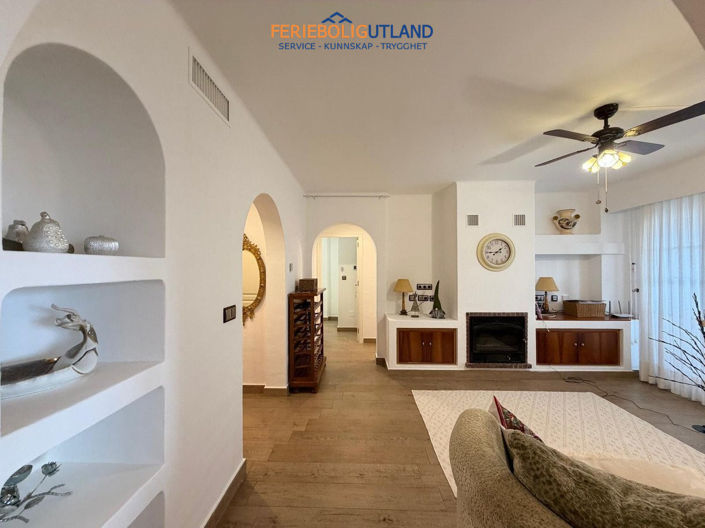 Image No.11-3 Bed Apartment for sale