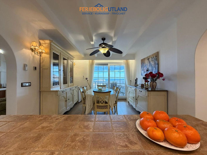 Image No.20-3 Bed Apartment for sale