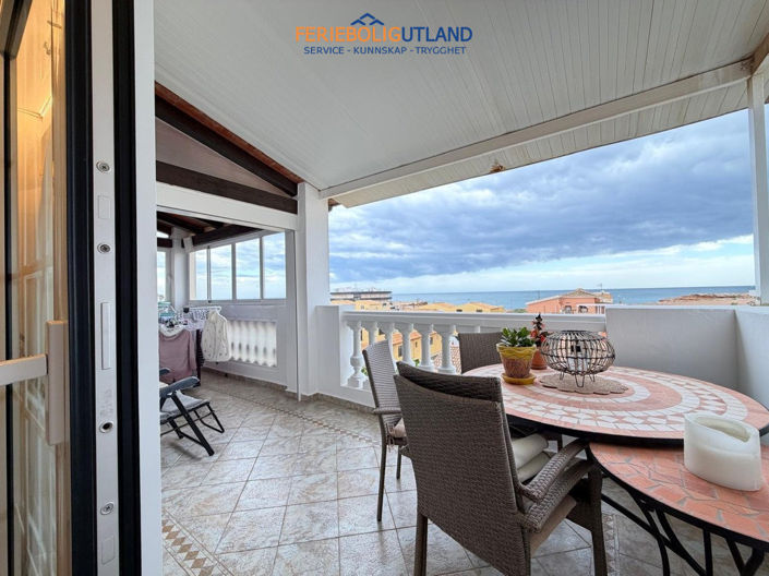 Image No.24-3 Bed Apartment for sale