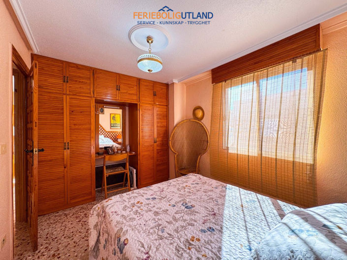 Image No.21-3 Bed Apartment for sale