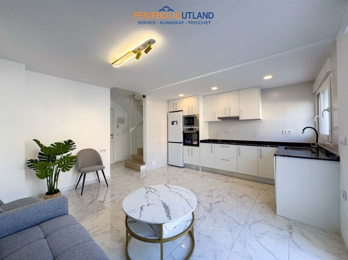 Image No.20-3 Bed Townhouse for sale