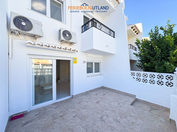 Image No.26-3 Bed Townhouse for sale