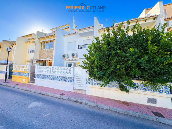 Image No.36-3 Bed Townhouse for sale