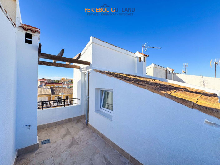 Image No.4-3 Bed Townhouse for sale