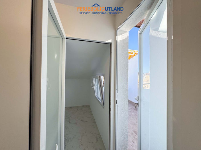 Image No.7-3 Bed Townhouse for sale