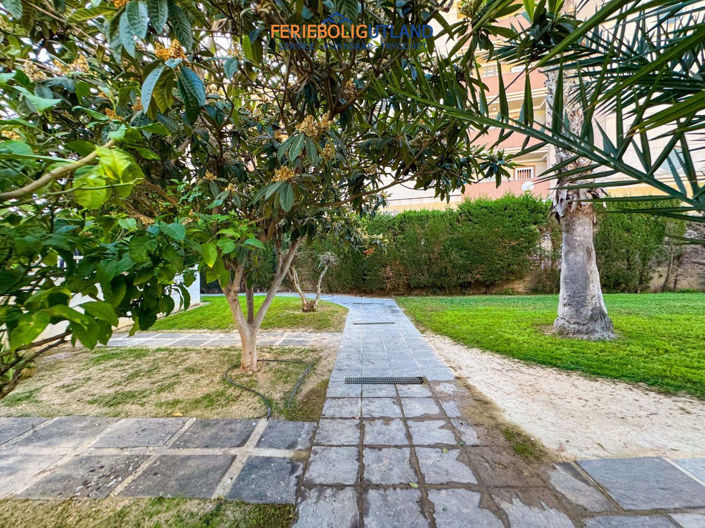 Image No.25-1 Bed Apartment for sale