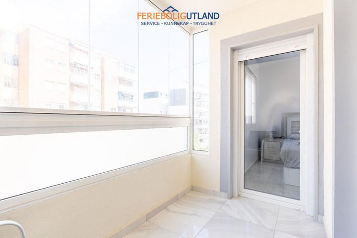 Image No.26-4 Bed Townhouse for sale