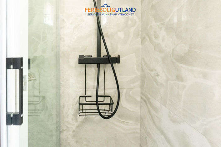 Image No.32-4 Bed Townhouse for sale