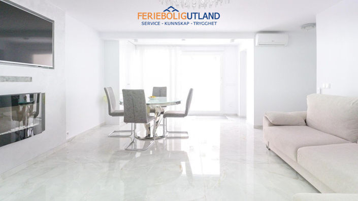 Image No.38-4 Bed Townhouse for sale