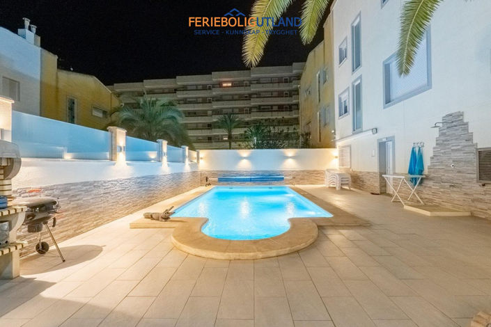 Image No.50-4 Bed Townhouse for sale