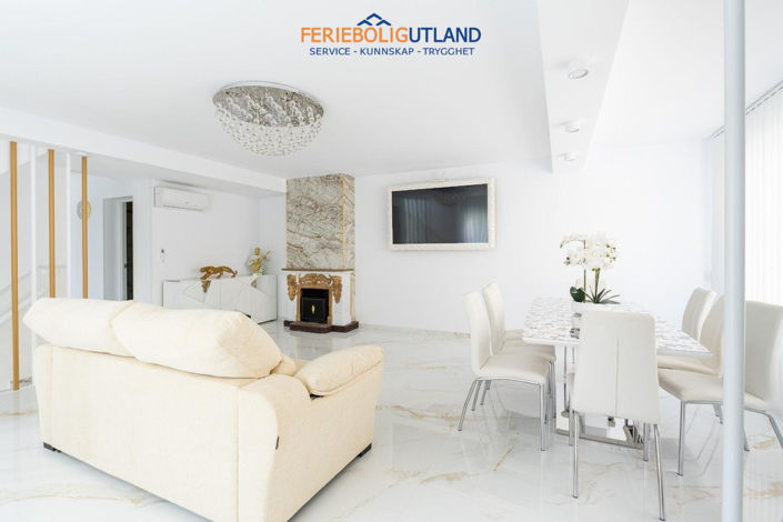 Image No.8-4 Bed Townhouse for sale