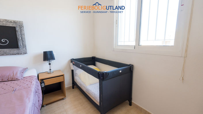 Image No.16-4 Bed Townhouse for sale