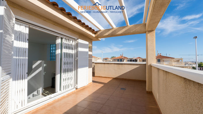 Image No.20-4 Bed Townhouse for sale