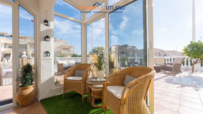 Image No.4-4 Bed Townhouse for sale