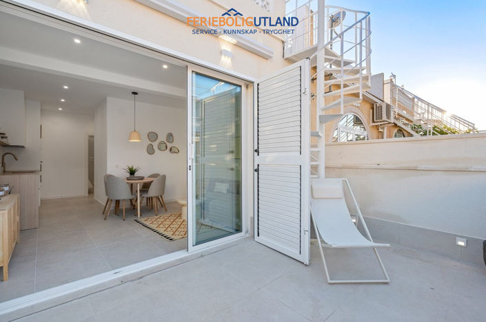 Image No.19-2 Bed Townhouse for sale