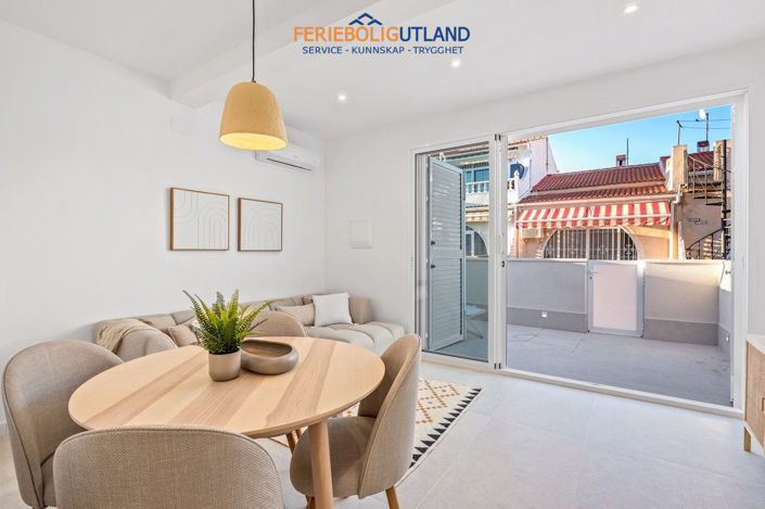 Image No.3-2 Bed Townhouse for sale