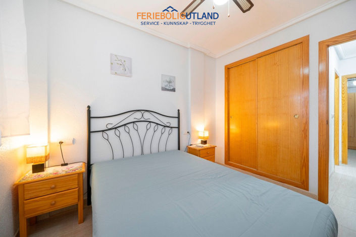 Image No.19-2 Bed Townhouse for sale