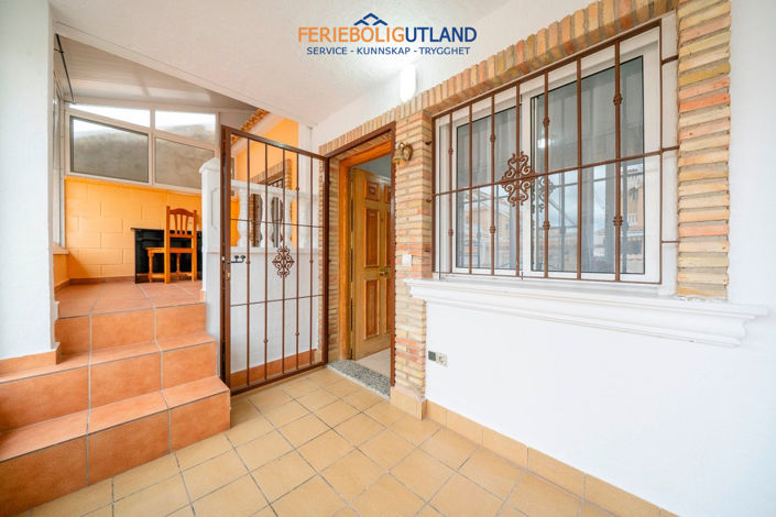 Image No.3-2 Bed Townhouse for sale