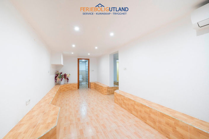 Image No.39-2 Bed Townhouse for sale