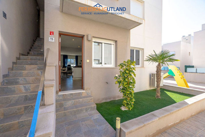 Image No.25-2 Bed Apartment for sale