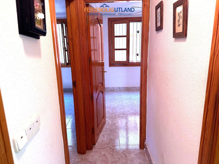 Image No.13-4 Bed Bungalow for sale