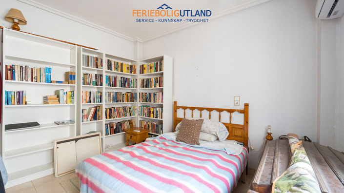 Image No.3-Appartement de 2 chambres à vendre à Torrevieja