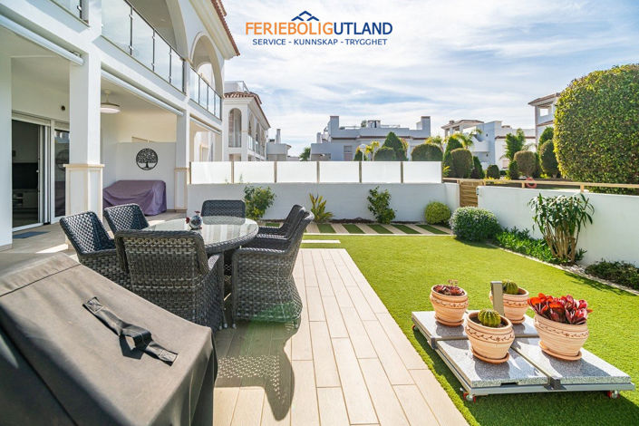 Image No.25-2 Bed Apartment for sale