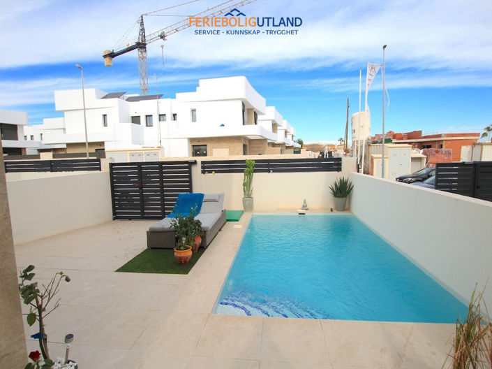 Image No.2-Villa de 3 chambres à vendre à Alicante