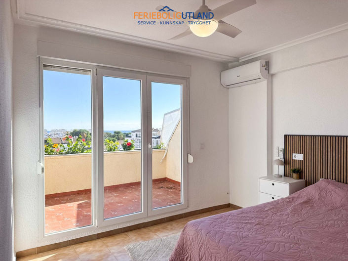 Image No.22-2 Bed Apartment for sale