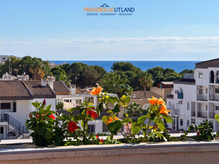 Image No.43-2 Bed Apartment for sale