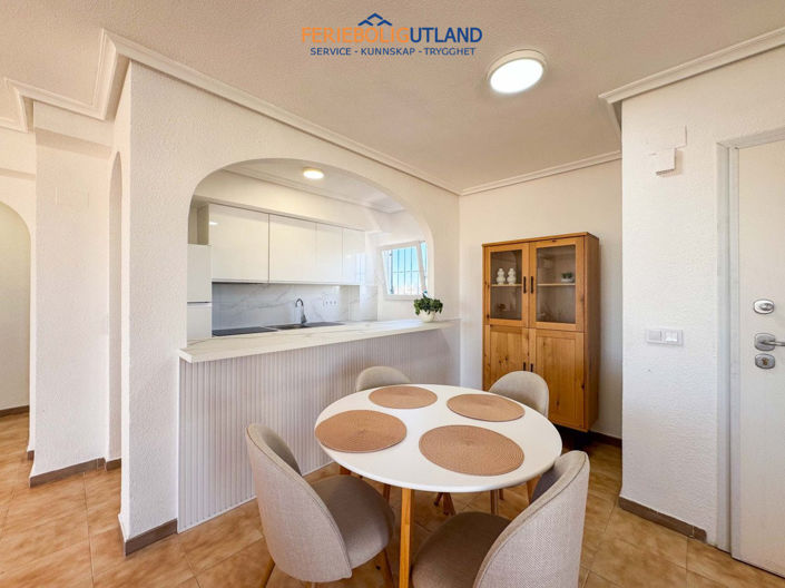 Image No.8-Appartement de 2 chambres à vendre à Punta Prima