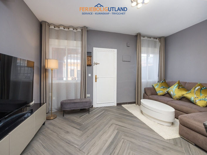 Image No.18-2 Bed Townhouse for sale