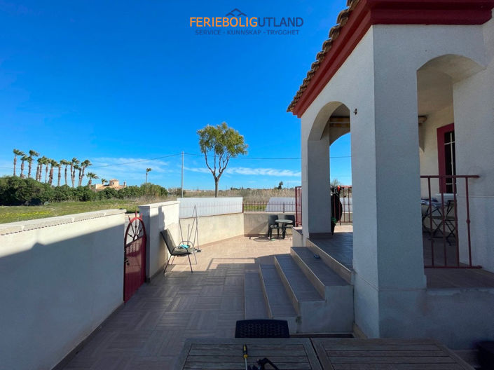 Image No.23-2 Bed Townhouse for sale