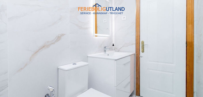 Image No.12-3 Bed Townhouse for sale