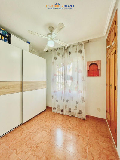 Image No.12-3 Bed Townhouse for sale