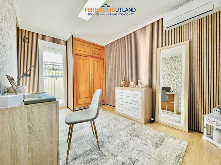 Image No.17-3 Bed Townhouse for sale