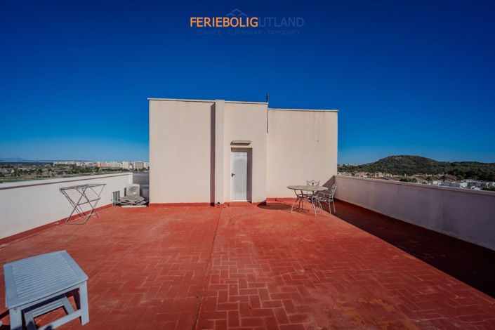 Image No.13-2 Bed Apartment for sale