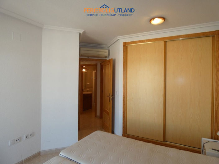 Image No.23-3 Bed Apartment for sale