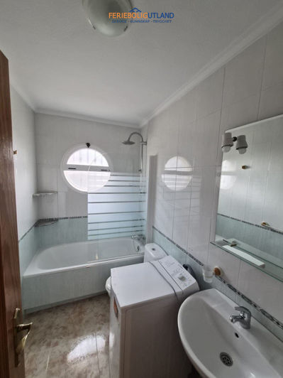 Image No.21-5 Bed Quad for sale