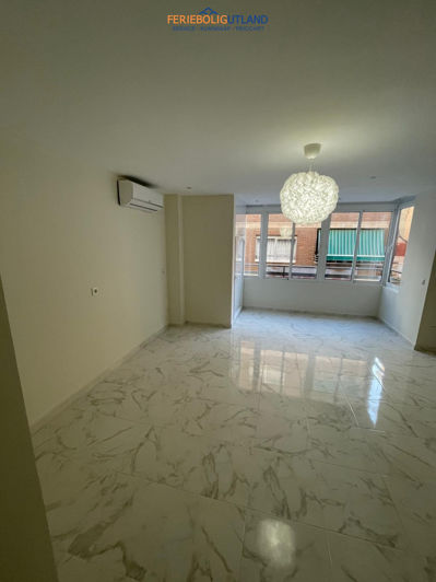 Image No.10-3 Bed Apartment for sale