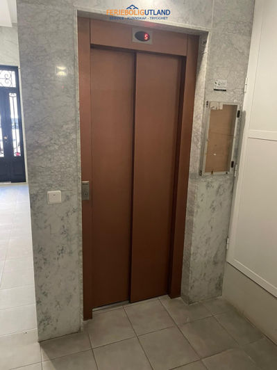 Image No.23-3 Bed Apartment for sale