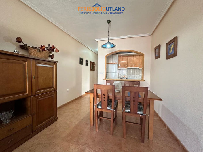 Image No.15-2 Bed Apartment for sale