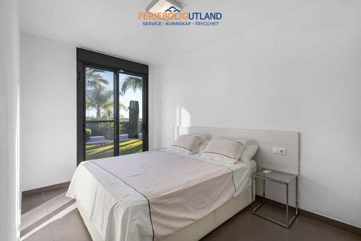 Image No.15-3 Bed Villa for sale