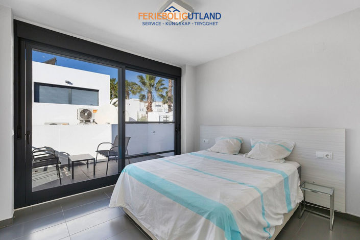 Image No.18-3 Bed Villa for sale