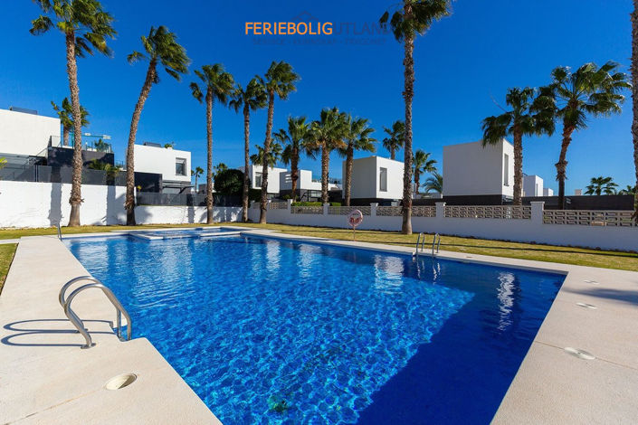 Image No.9-3 Bed Villa for sale