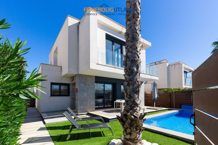 Image No.2-3 Bed Villa for sale