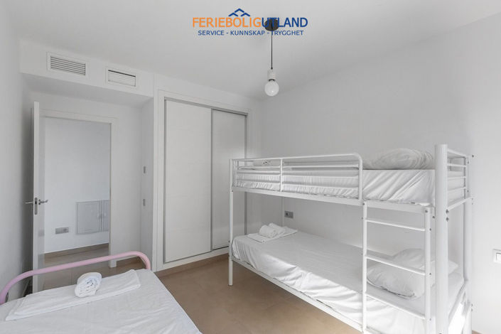 Image No.24-3 Bed Villa for sale