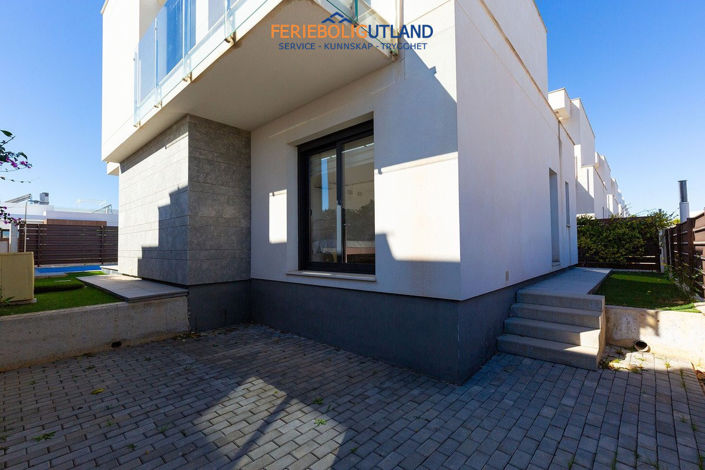 Image No.29-3 Bed Villa for sale