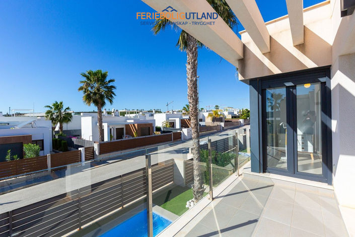 Image No.9-3 Bed Villa for sale