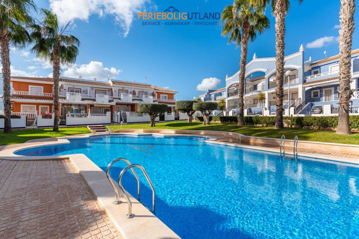 Image No.25-4 Bed Townhouse for sale